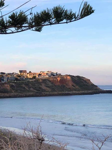 Christies Beach Tourist Park Экстерьер фото