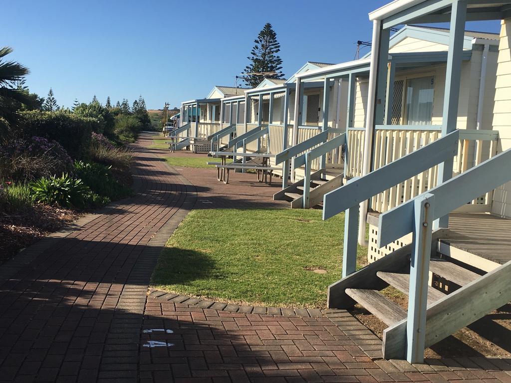Christies Beach Tourist Park Экстерьер фото